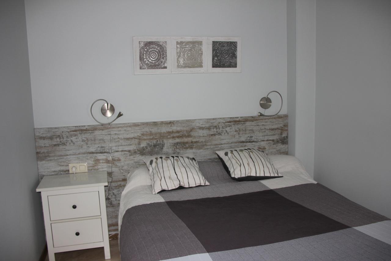 Apartamentos Caru Castelldefels Exterior foto