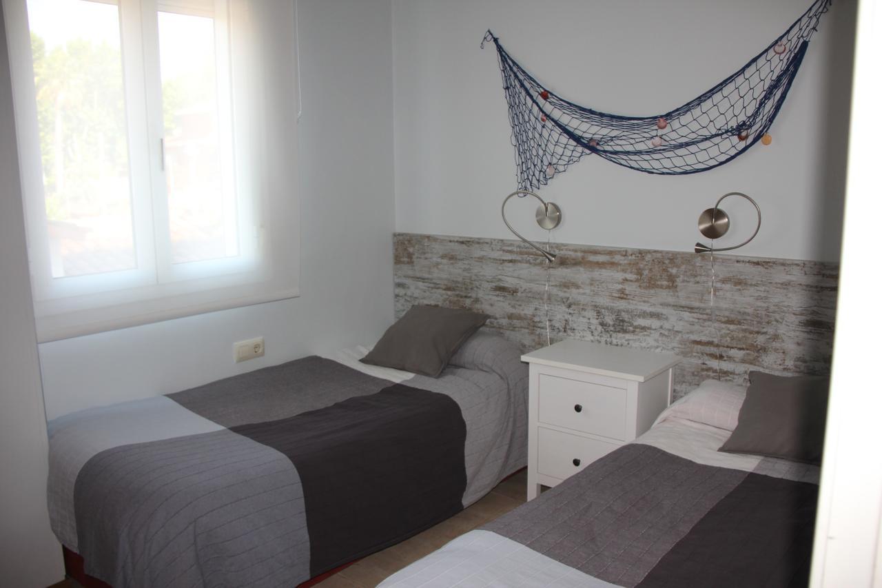 Apartamentos Caru Castelldefels Exterior foto