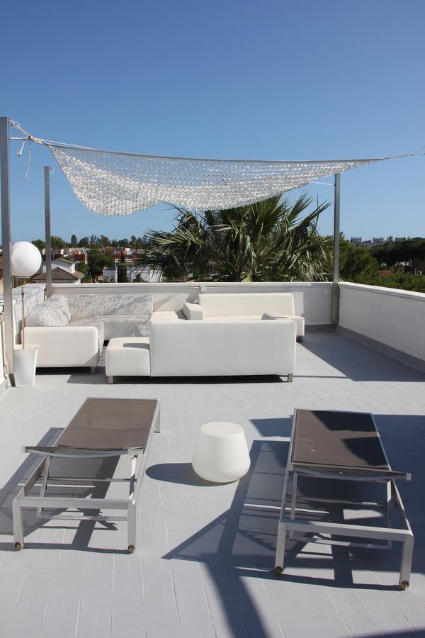 Apartamentos Caru Castelldefels Exterior foto