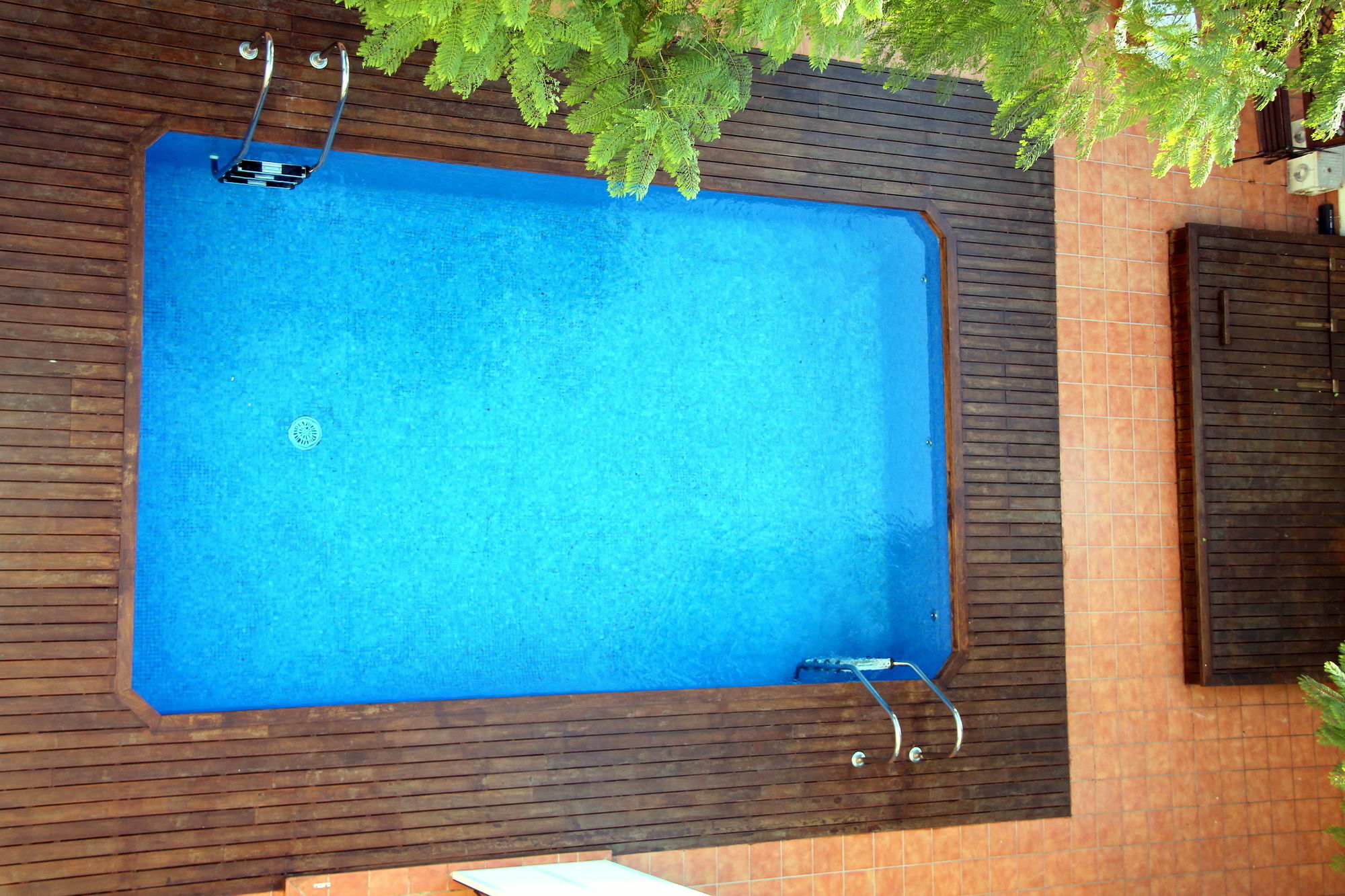 Apartamentos Caru Castelldefels Exterior foto