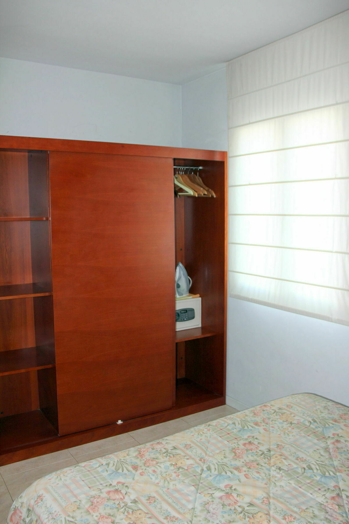 Apartamentos Caru Castelldefels Exterior foto