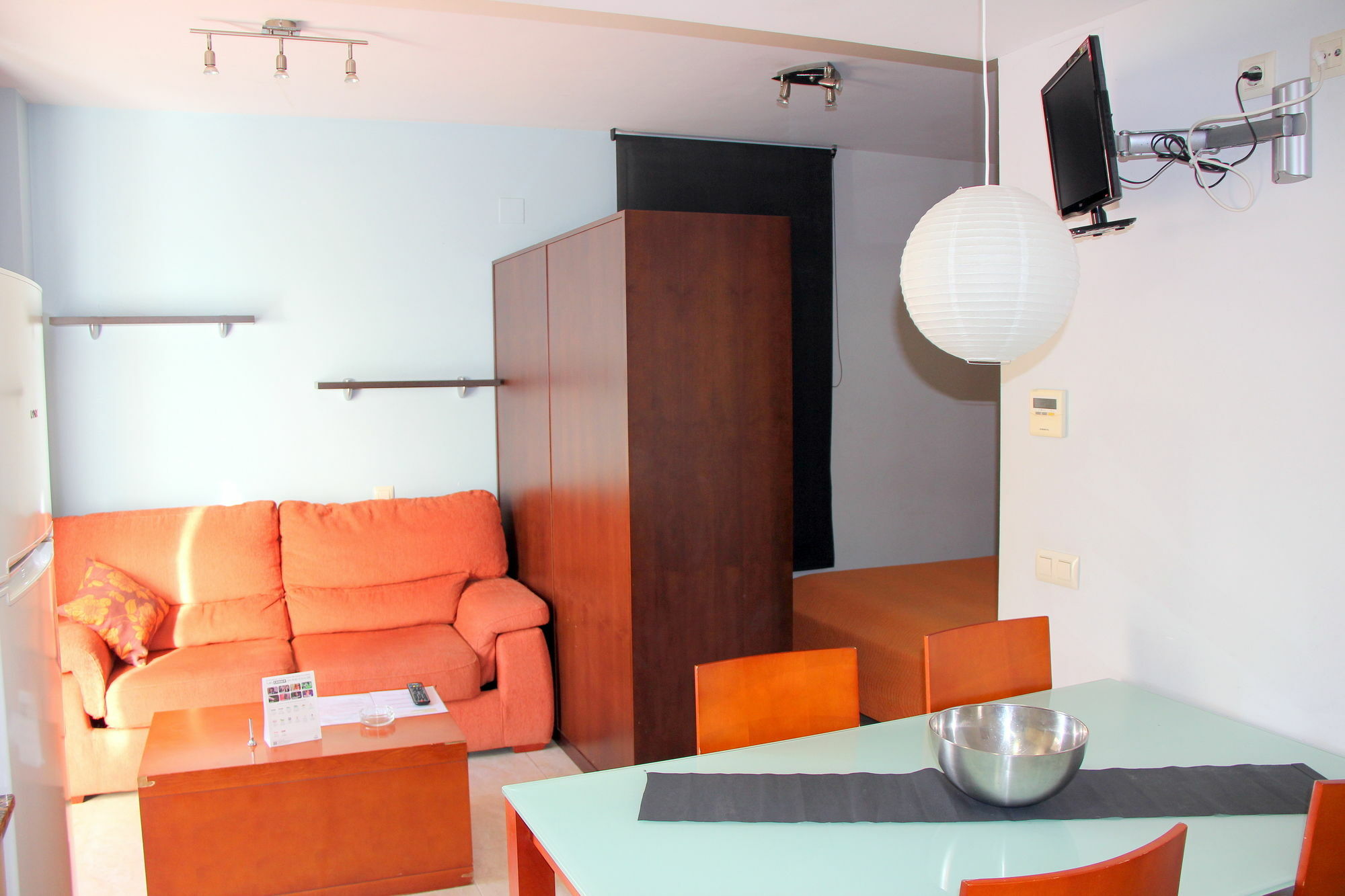 Apartamentos Caru Castelldefels Exterior foto